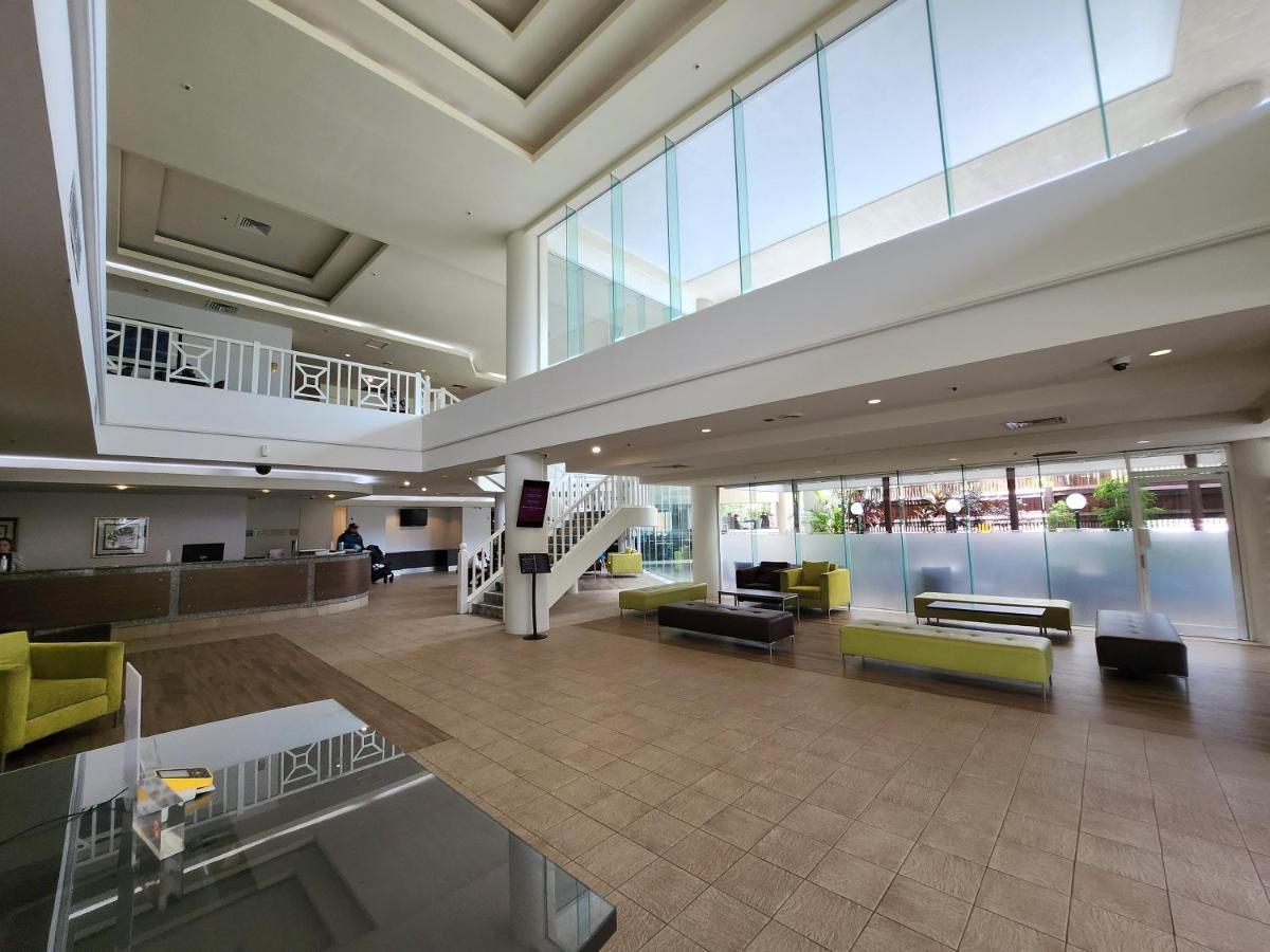 Cairns Luxury Seafront Apartment Exterior foto